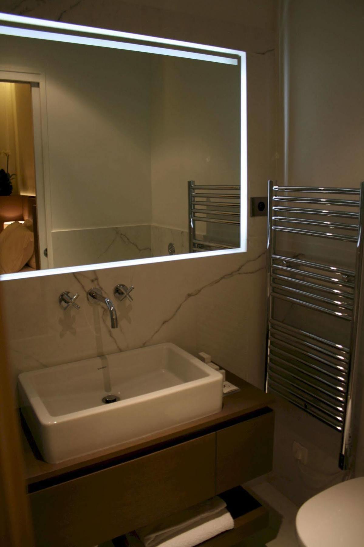 Cirque Deluxe Studio Apartment Parijs Buitenkant foto